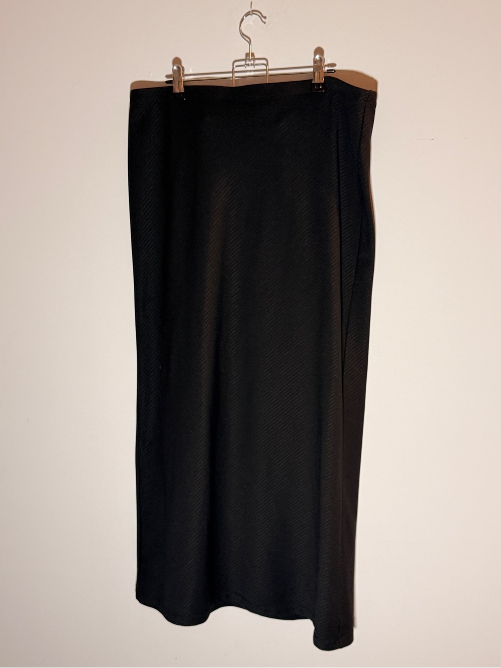 Express Black Maxi Skirt - Sleek Column Silhouette